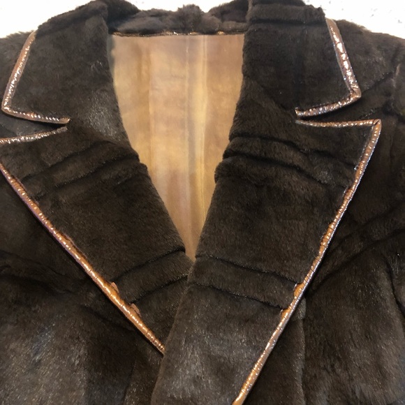Fendi brown espresso rabbit coat size 44 - Picture 4 of 7